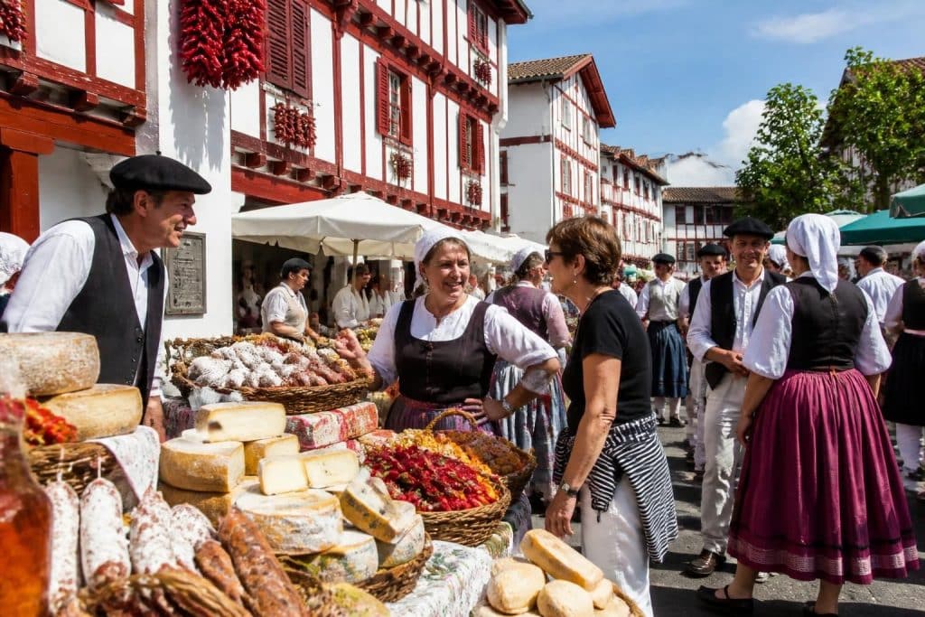 découvrez merkatu, le blog basque dédié à la culture, aux marchés locaux et aux traditions authentiques du pays basque. plongez au cœur d'un héritage riche et vivant.